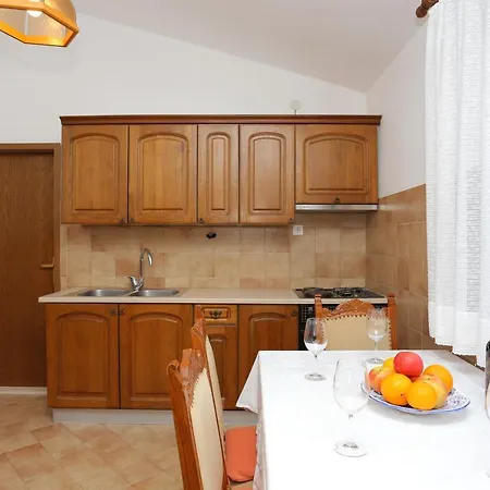 2614c * Podgora (Split-Dalmatia)